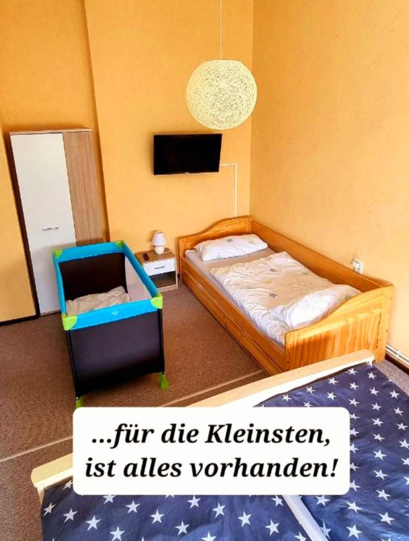Ferienwohnung "Blick Mylau" - Naehe Freizeitpark Plohn & Weltgroesster Ziegelsteinbruecke Reichenbach im Vogtland Buitenkant foto